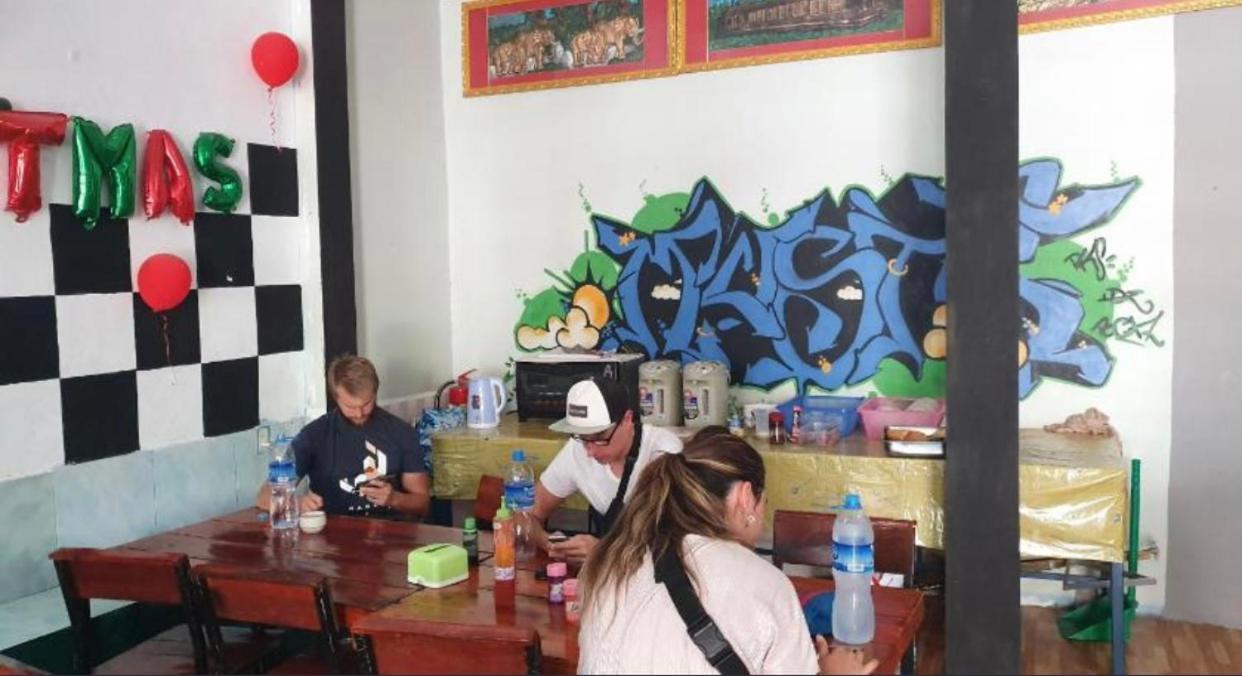 Vang Vieng Ruby Backpackers Hostel المظهر الخارجي الصورة